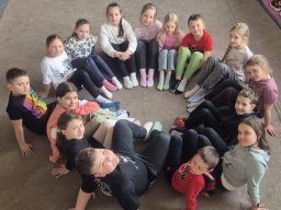 Rok szkolny 2025-2026 - 100 - Dzien Kolorowej Skarpetki